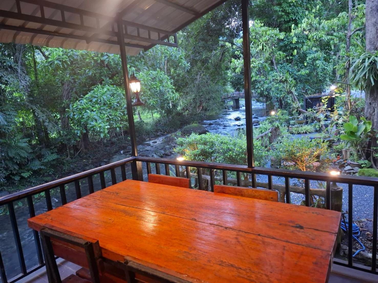 Tree Tops River Huts Khao Sok National Park المظهر الخارجي الصورة